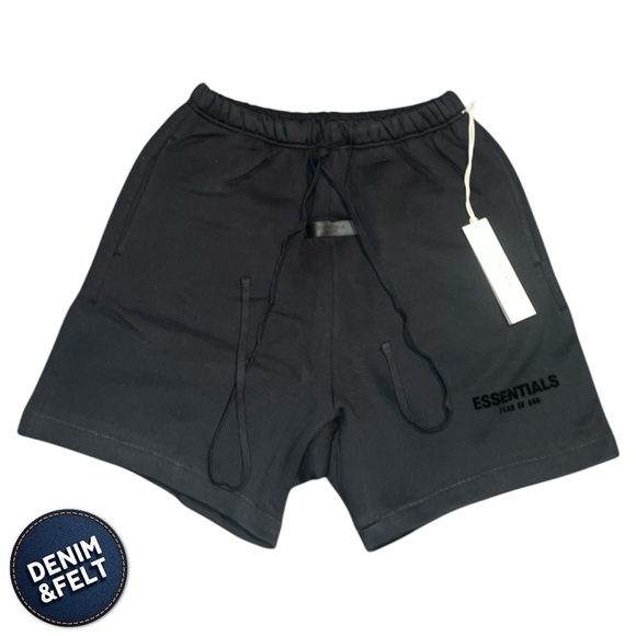 Essentials Fear of God Essentials Men’s "BLACK"
STRETCH LIMO SWEATSHORTS | NEW🔥 - Picture 7 of 16